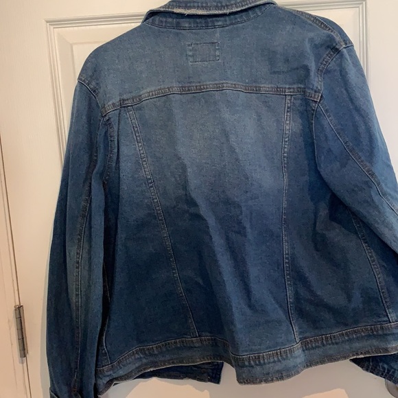 Denim jacket - Picture 4 of 4
